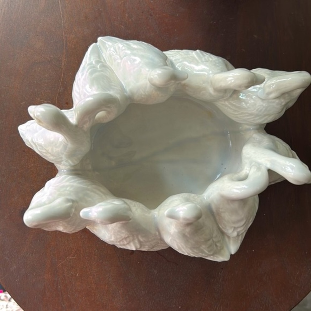 Vintage Gaggle Of 10 Geese Planter - Picture 3 of 13